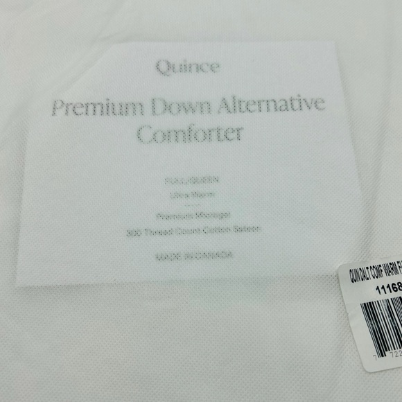 NWOT QUINCE Ultra-Warm Premium Down Alternative Comforter Full/Queen 4373 - Picture 7 of 10